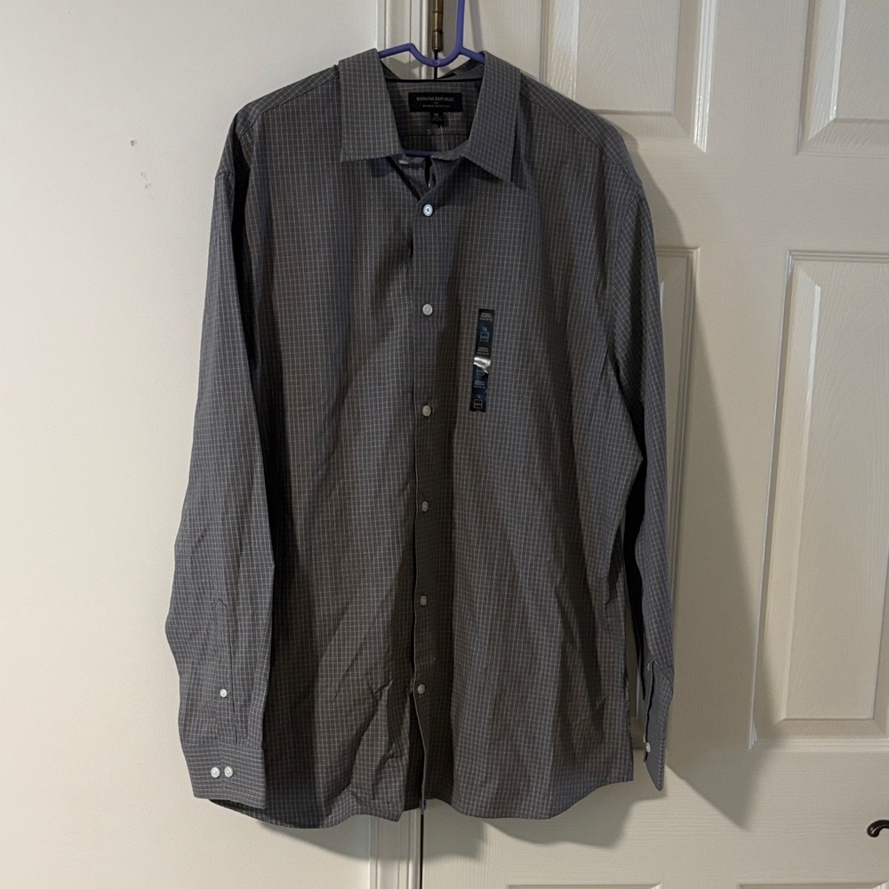 Banana Republic Dark Gray Plaid Button Down Shirt